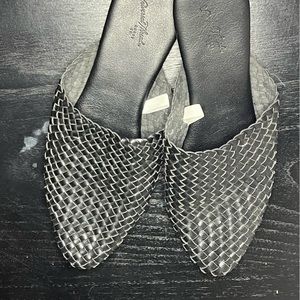 Universal Thread Woven Mules